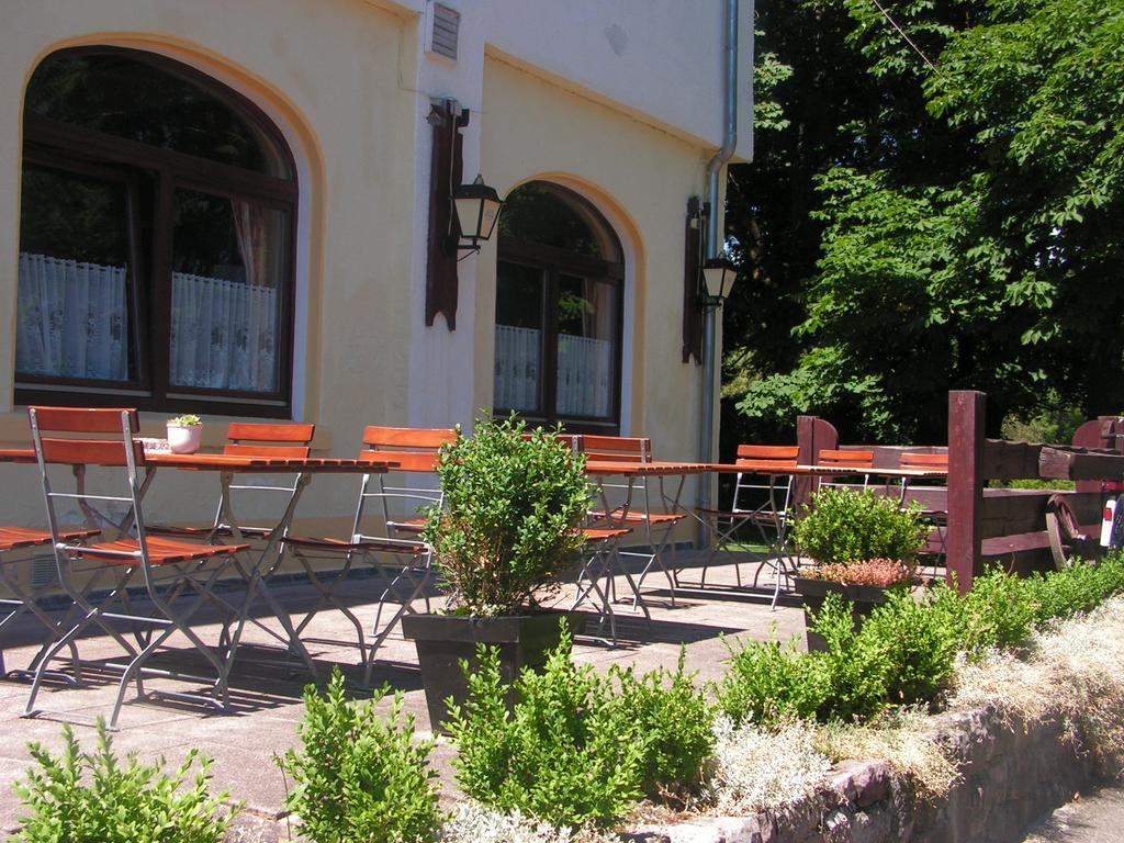 Hotel Sternen Lenzkirch Exterior foto